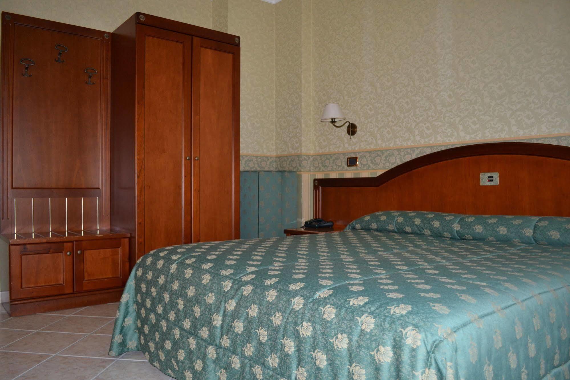 Hotel Valle Rossa San Giovanni Rotondo Eksteriør bilde